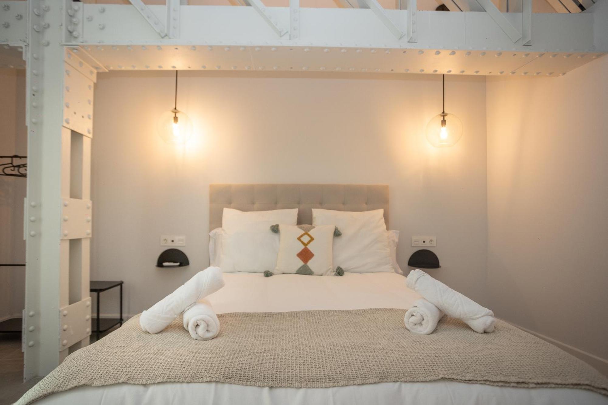 Diana Suites 23 Malaga Bagian luar foto